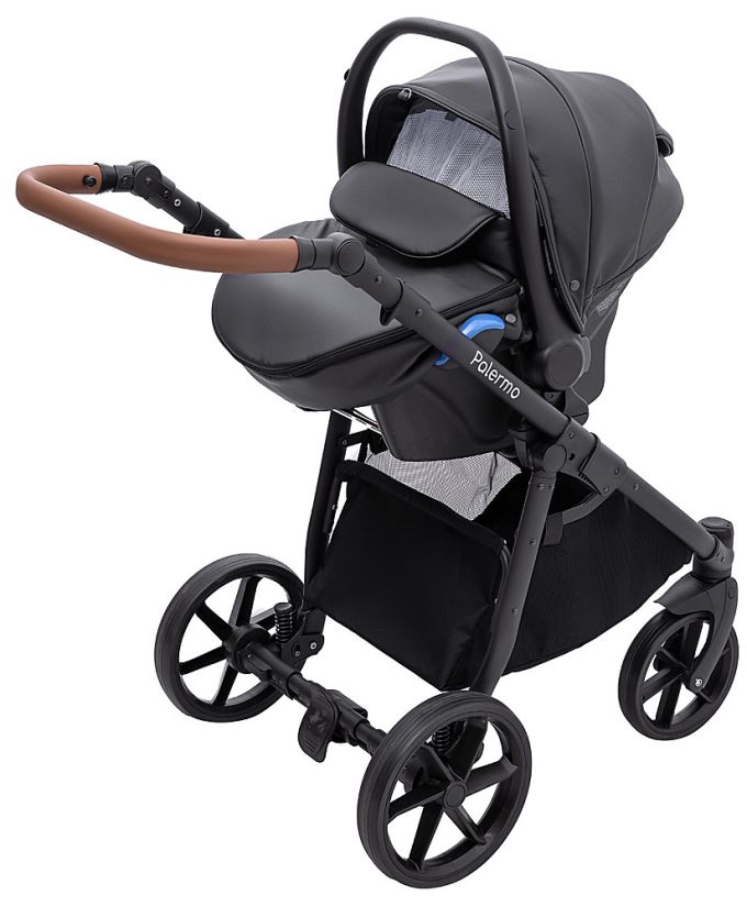 Автокрісло Bair Kite ECO чорний